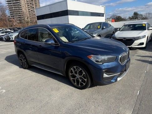 Used 2022 BMW X1 xDrive28i w/ Convenience Package image 2