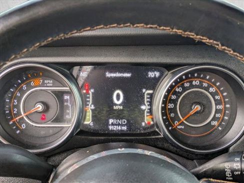 Used 2021 Jeep Wrangler Unlimited Sahara image 11