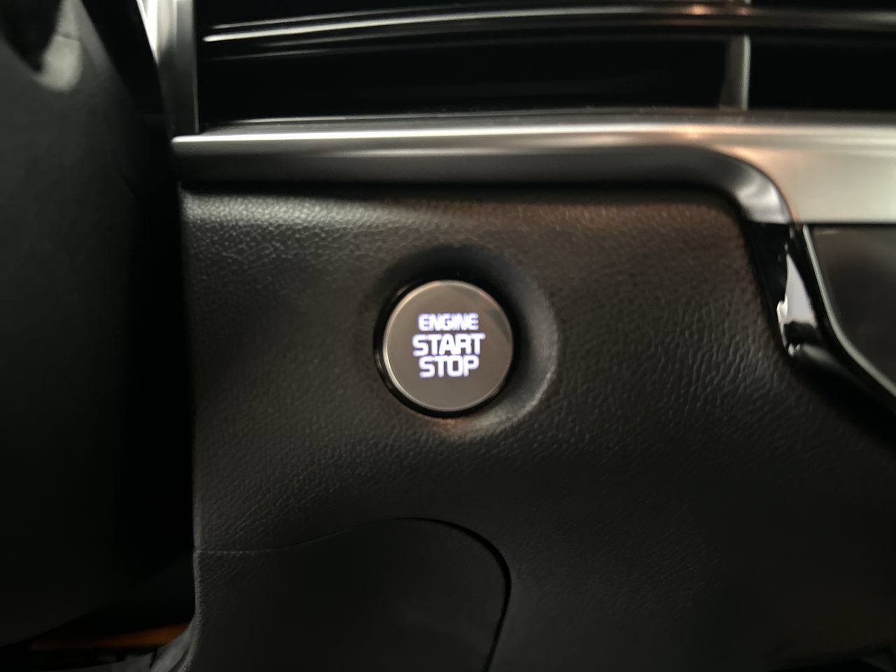 Certified 2026 Kia Sorento S AWD/4WD image 8