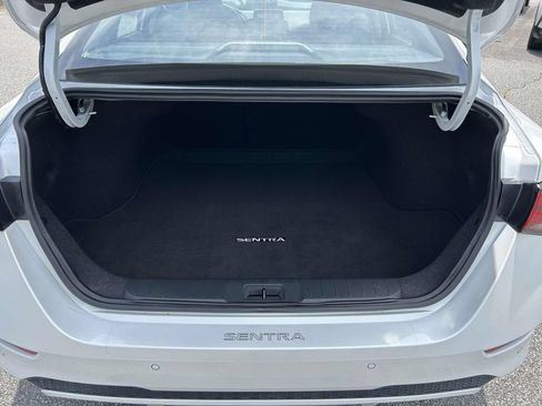 Used 2025 Nissan Sentra SV FWD image 10