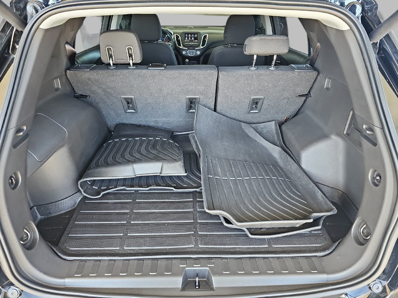 Used 2020 Chevrolet Equinox LT FWD image 15