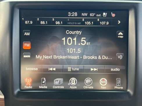 Used 2015 RAM 2500 Laramie image 21