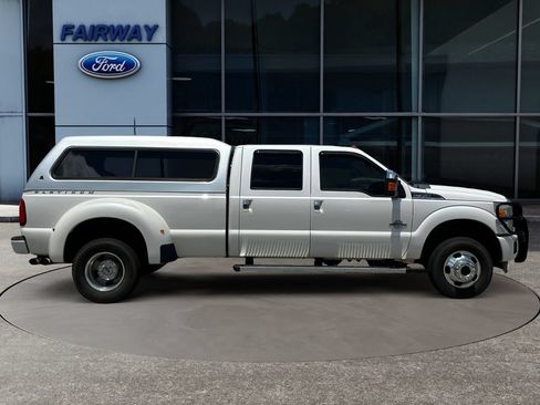 Used 2015 Ford F350 Platinum AWD/4WD image 9