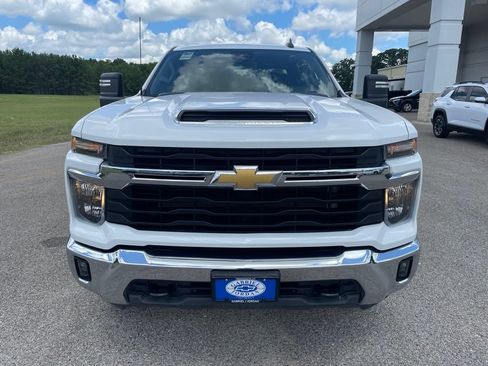 Used 2025 Chevrolet Silverado 2500 LT w/ Convenience Package AWD/4WD image 10