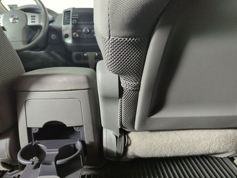 Used 2014 Nissan Frontier SV w/ SV Value Truck Package image 30