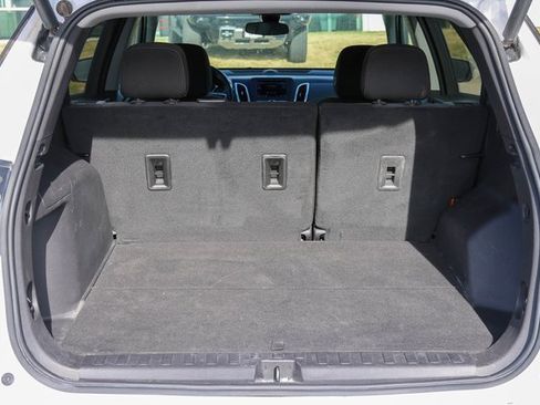 Used 2024 Chevrolet Equinox LT image 8