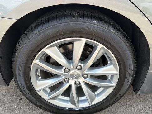 Used 2017 INFINITI Q50 3.0t Premium AWD/4WD image 32