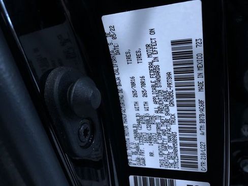 Certified 2022 Toyota Tacoma TRD Off-Road w/ TRD Premium Off Road Package AWD/4WD image 26