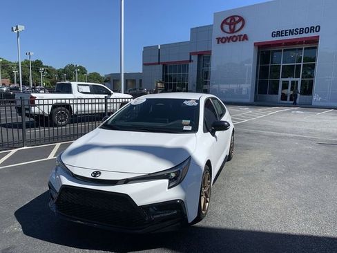 Used 2024 Toyota Corolla Sedan w/ SE Convenience Package FWD image 1