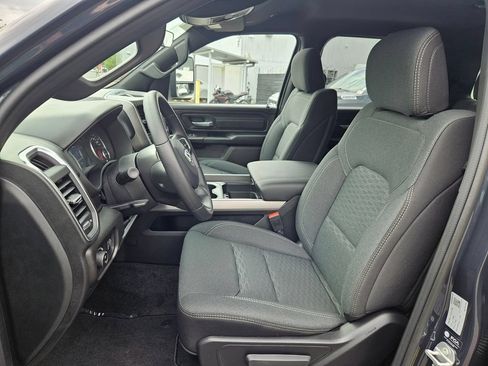 New 2026 RAM 1500 Express AWD/4WD image 12