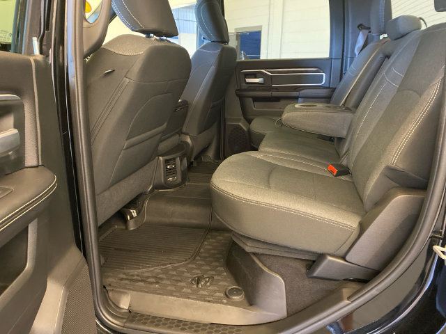 Used 2020 RAM 2500 Big Horn w/ Night Edition AWD/4WD image 41