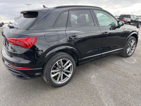 Certified 2025 Audi Q3 2.0T Premium w/ Convenience Package image 4