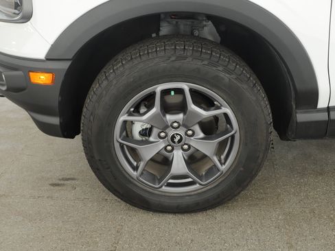 Certified 2024 Ford Bronco Sport Badlands image 4