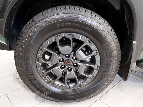 Used 2023 Nissan Frontier PRO-4X w/ Pro-4X Premium Package AWD/4WD image 10