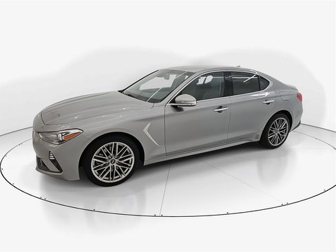 Used 2021 Genesis G70 2.0T image 10