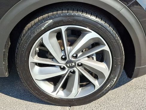 Used 2017 Kia Niro Touring w/ Advanced Technology Package FWD image 8