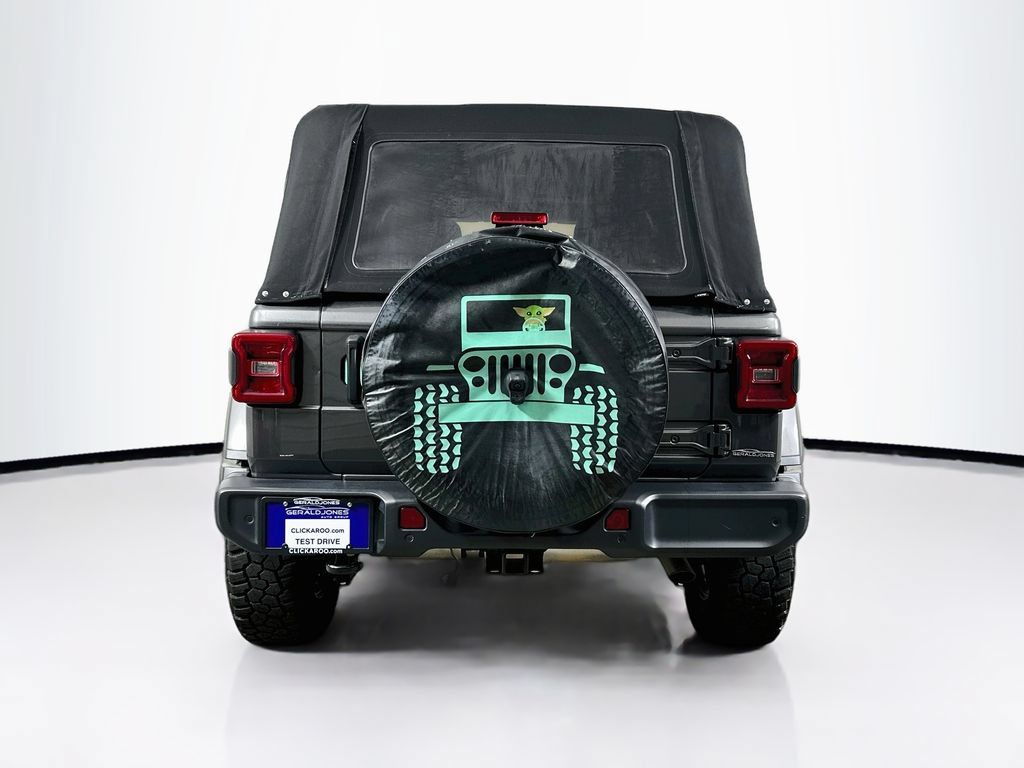 Used 2020 Jeep Wrangler Unlimited Sahara w/ Safety Group AWD/4WD image 15
