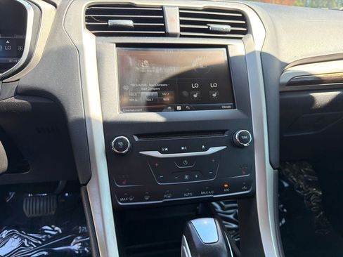 Used 2015 Ford Fusion Energi SE FWD image 13