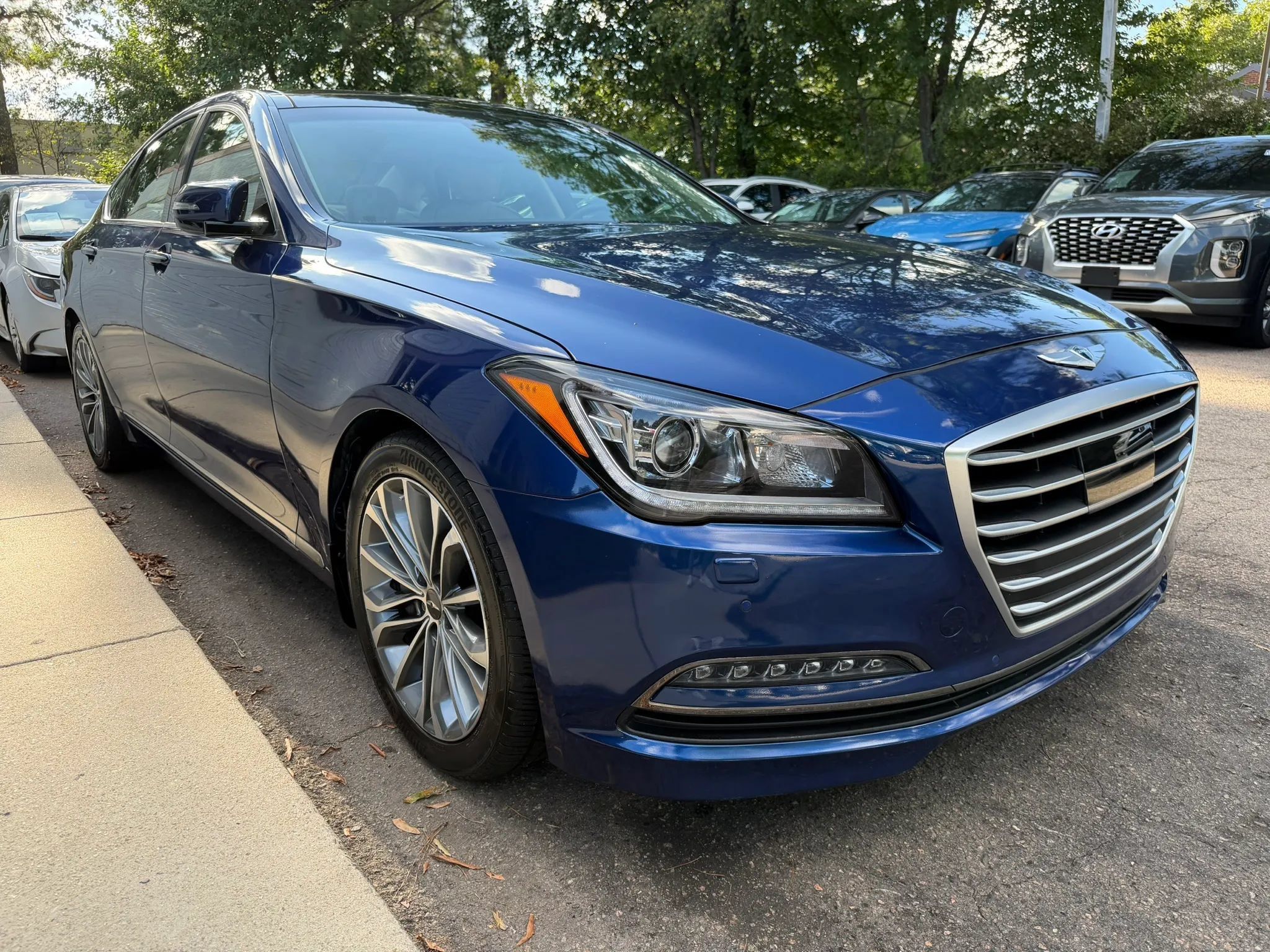 Used 2016 Hyundai Genesis 3.8 w/ Option Group 04 AWD/4WD image 4