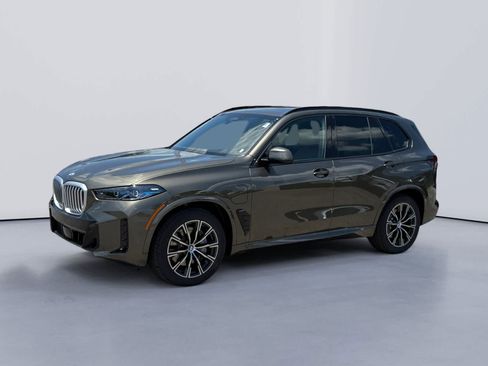 Used 2026 BMW X5 xDrive50e w/ M Sport Package AWD/4WD image 7