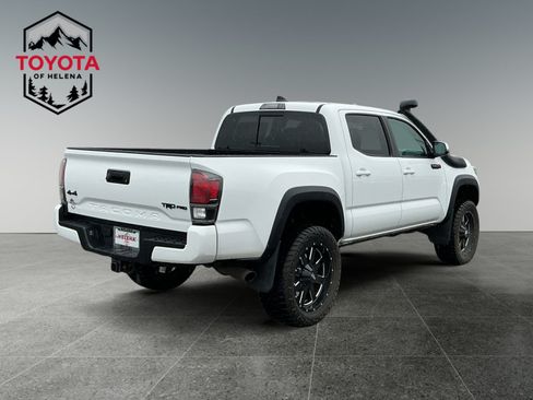 Used 2019 Toyota Tacoma TRD Pro AWD/4WD image 5
