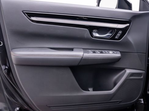 Used 2024 Honda CR-V Sport Touring image 13