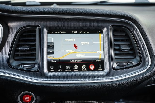 Used 2015 Dodge Challenger SRT w/ Technology Group RWD image 18