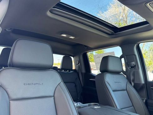 New 2026 GMC Sierra 1500 Denali w/ Technology Package AWD/4WD image 16