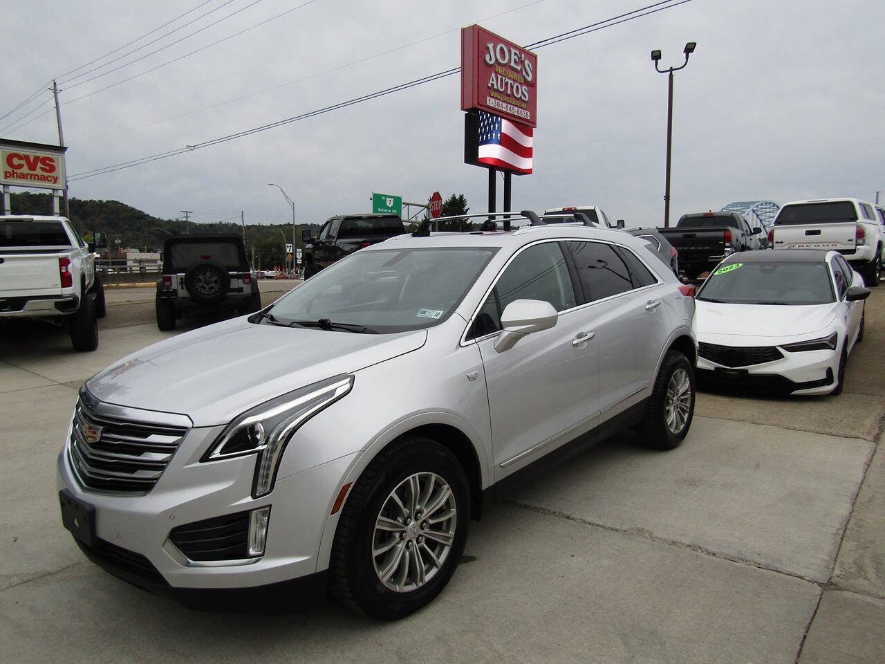 Used 2017 Cadillac XT5 Luxury AWD/4WD image 1
