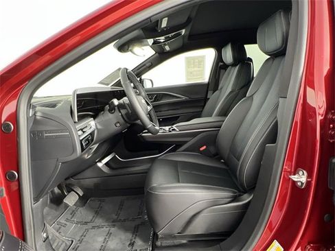 Used 2026 Cadillac Lyriq Sport image 20