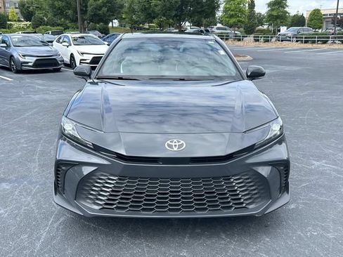 Used 2025 Toyota Camry SE w/ Multimedia Upgrade Package FWD image 9