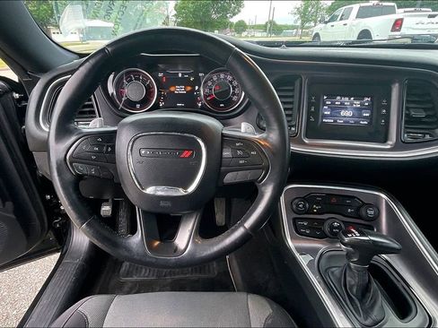 Used 2015 Dodge Challenger R/T w/ Quick Order Package 28B R/T RWD image 5