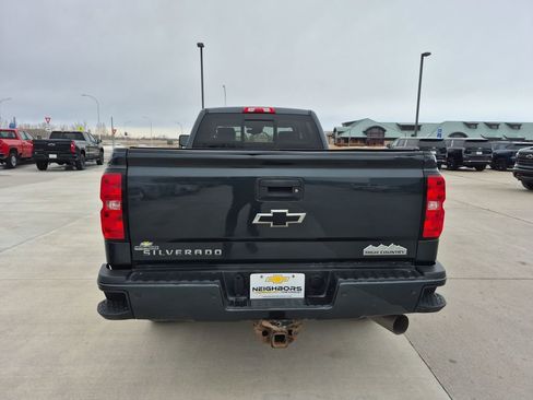 Used 2018 Chevrolet Silverado 3500 High Country w/ Duramax Plus Package image 4