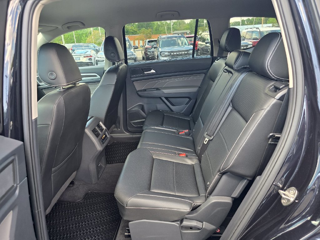 Used 2023 Volkswagen Atlas SE FWD image 9