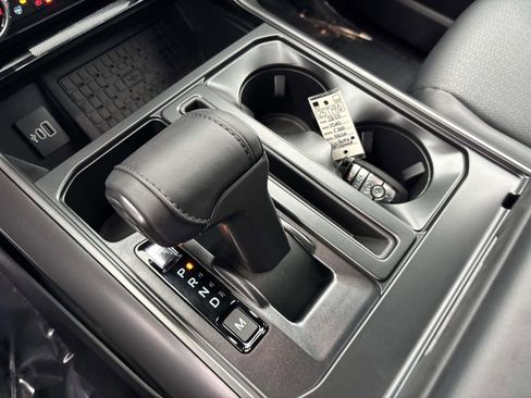 New 2025 Ford F150 Lariat w/ Equipment Group 502A High image 25