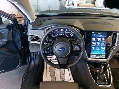 Certified 2025 Subaru Outback Onyx Edition image 13