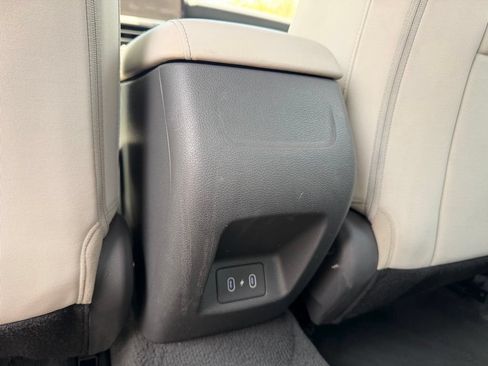 Used 2025 Hyundai Sonata SEL FWD image 28