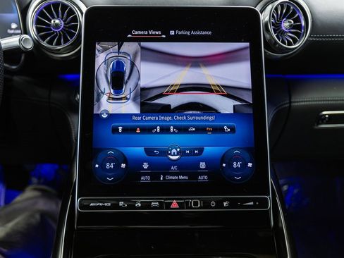 Used 2022 Mercedes-Benz SL 55 AMG 4MATIC w/ Driver Assistance Package image 24