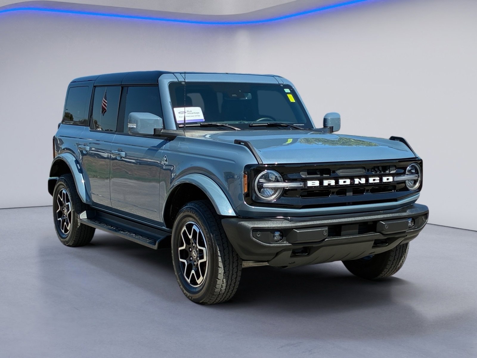 Certified 2025 Ford Bronco Outer Banks AWD/4WD image 5