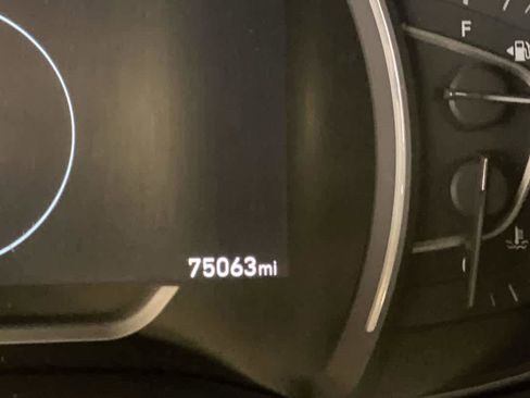 Used 2020 Hyundai Santa Fe SEL image 15