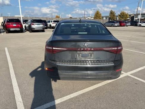 Used 2025 Volkswagen Jetta S image 4
