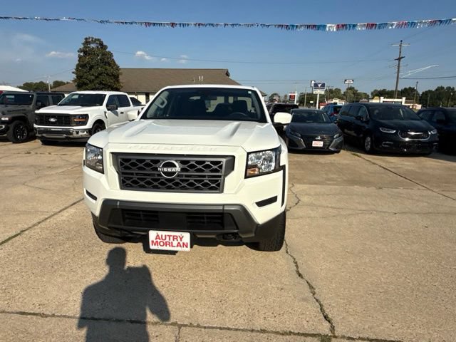 Used 2023 Nissan Frontier SV AWD/4WD image 3