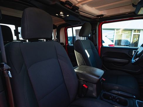 Used 2020 Jeep Gladiator Sport w/ Quick Order Package 24S image 29