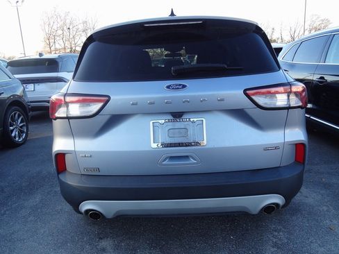 Used 2022 Ford Escape SE image 6
