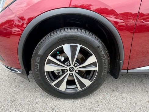 Certified 2024 Nissan Murano SV FWD image 9