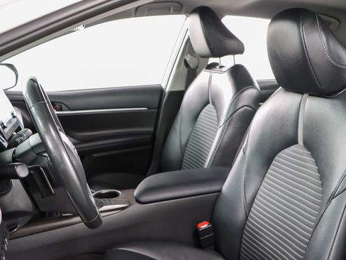 Used 2023 Toyota Camry SE w/ Convenience Package FWD image 23