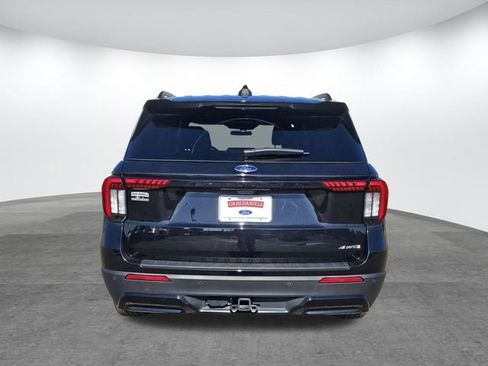 Used 2025 Ford Explorer ST-Line image 5