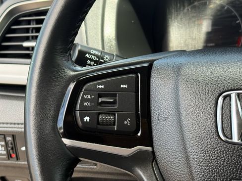 Used 2025 Honda Odyssey EX-L image 17