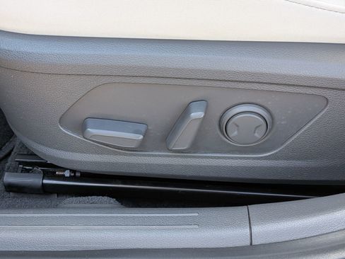 Used 2025 Hyundai Sonata SEL FWD image 15