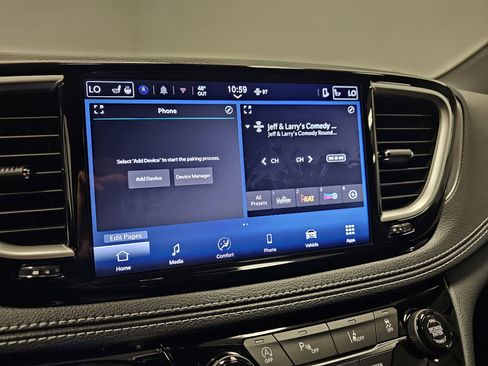 New 2026 Chrysler Pacifica Select FWD image 25